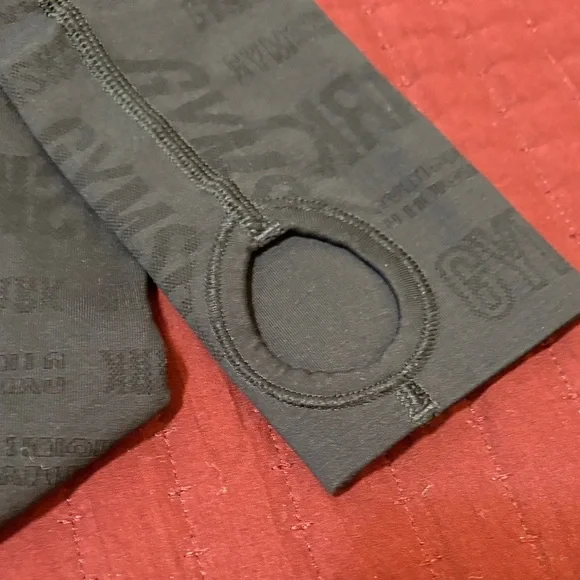 Gymshark Women’s Black Long Sleeve Crop Top Size Medium - Picture 5 of 9